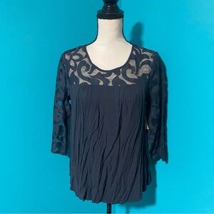 NWT Old Navy M Dark Grey Lace Neck And Sleeve Keyhole Back Blouse Top